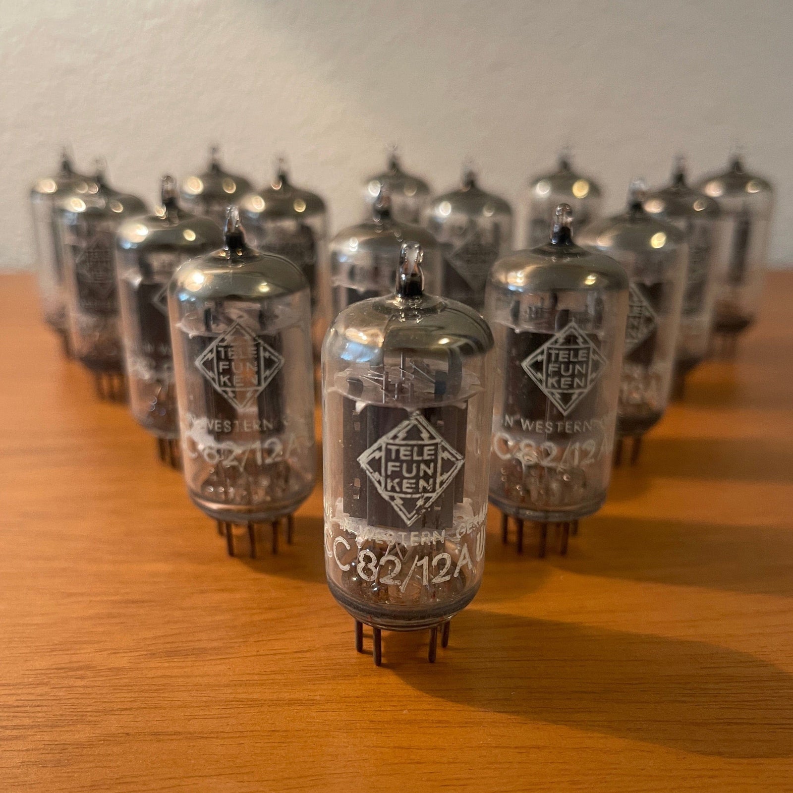 Telefunken 12AU7/ECC82 (Vintage) NOS Tubes Fuzz Audio