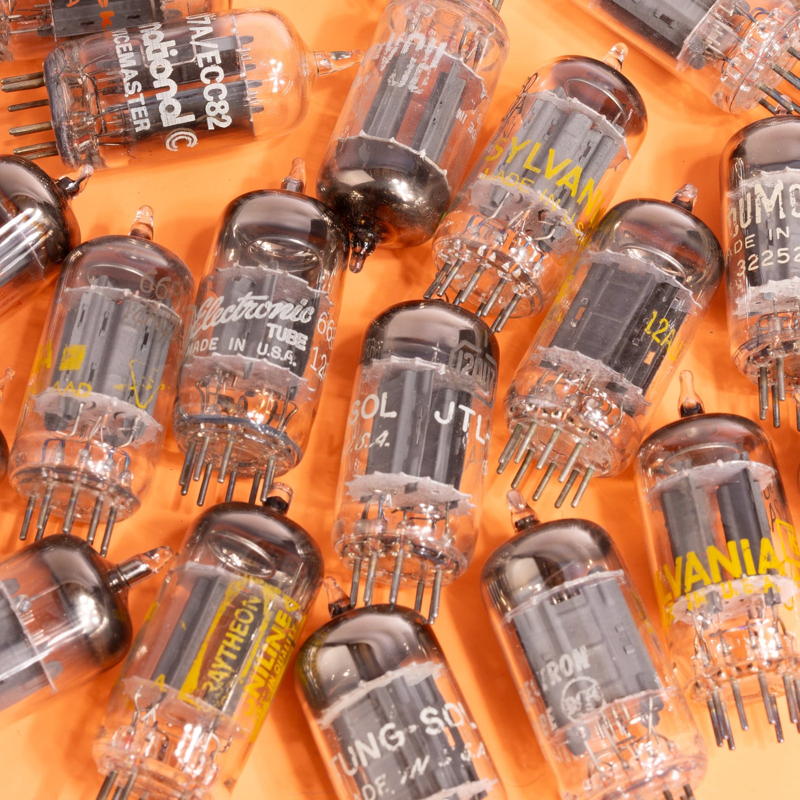 12AU7 - Working Class Vintage Preamp Tubes