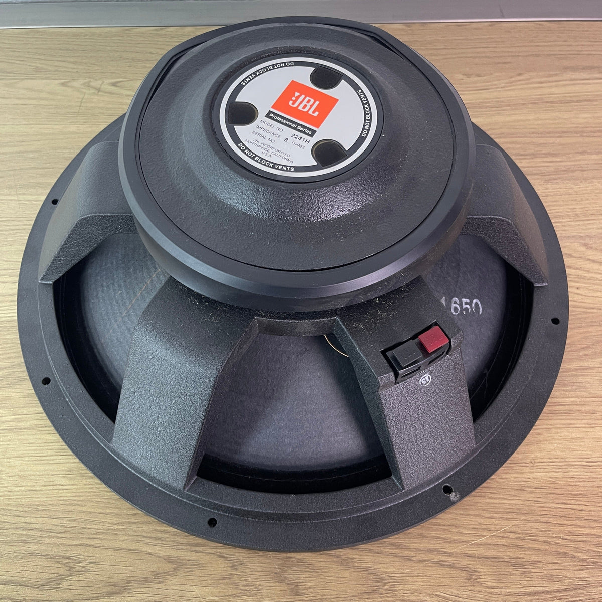 JBL 2241H 18&quot; Speaker 8 ohms