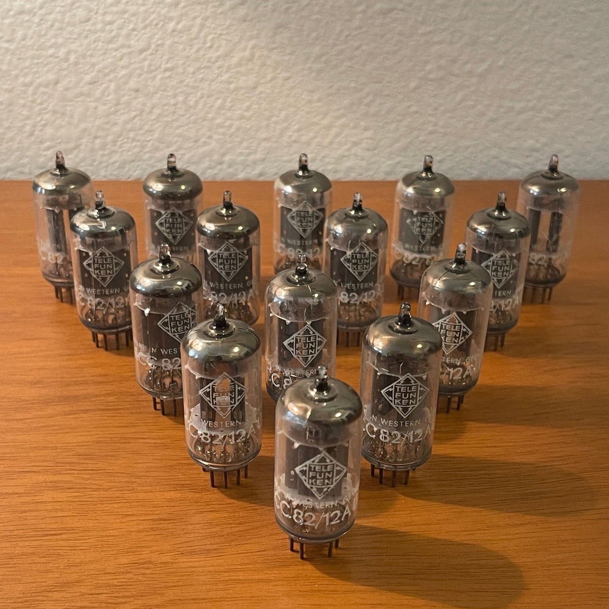 Telefunken 12AU7/ECC82 (Vintage) NOS Tubes Fuzz Audio 