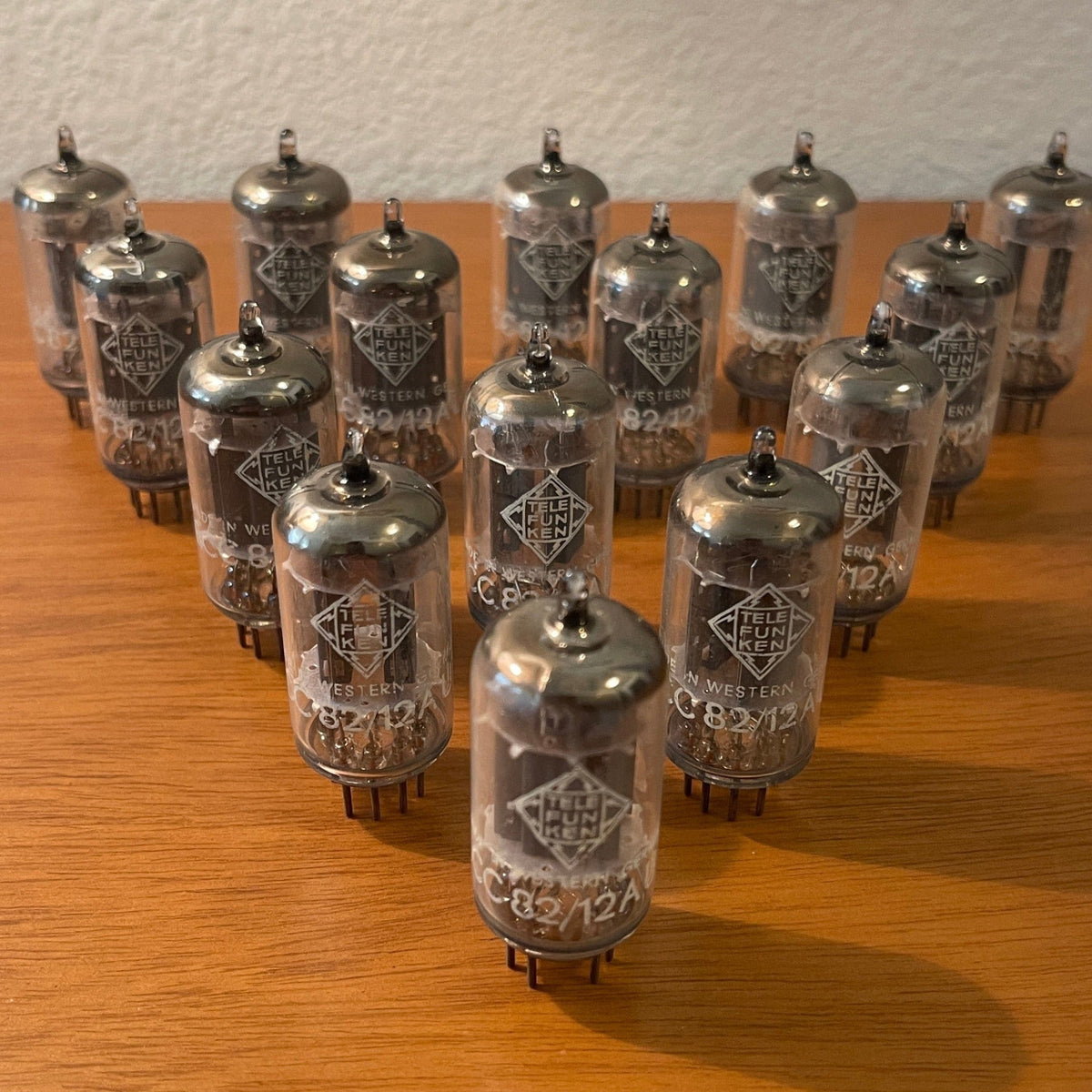 Telefunken 12AU7/ECC82 (Vintage) NOS Tubes Fuzz Audio 